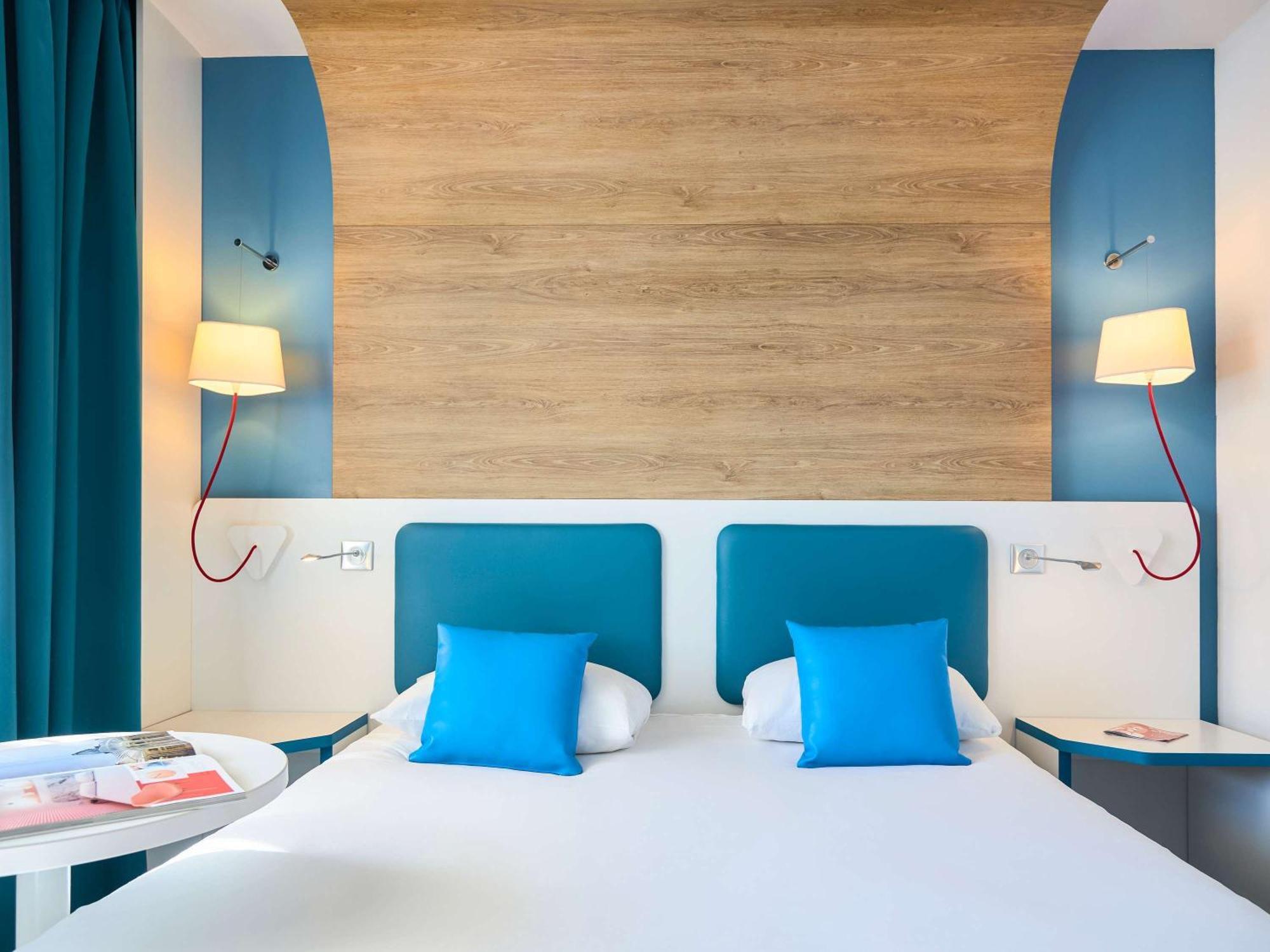 Hotel Ibis Styles Montelimar Centre Exterior foto