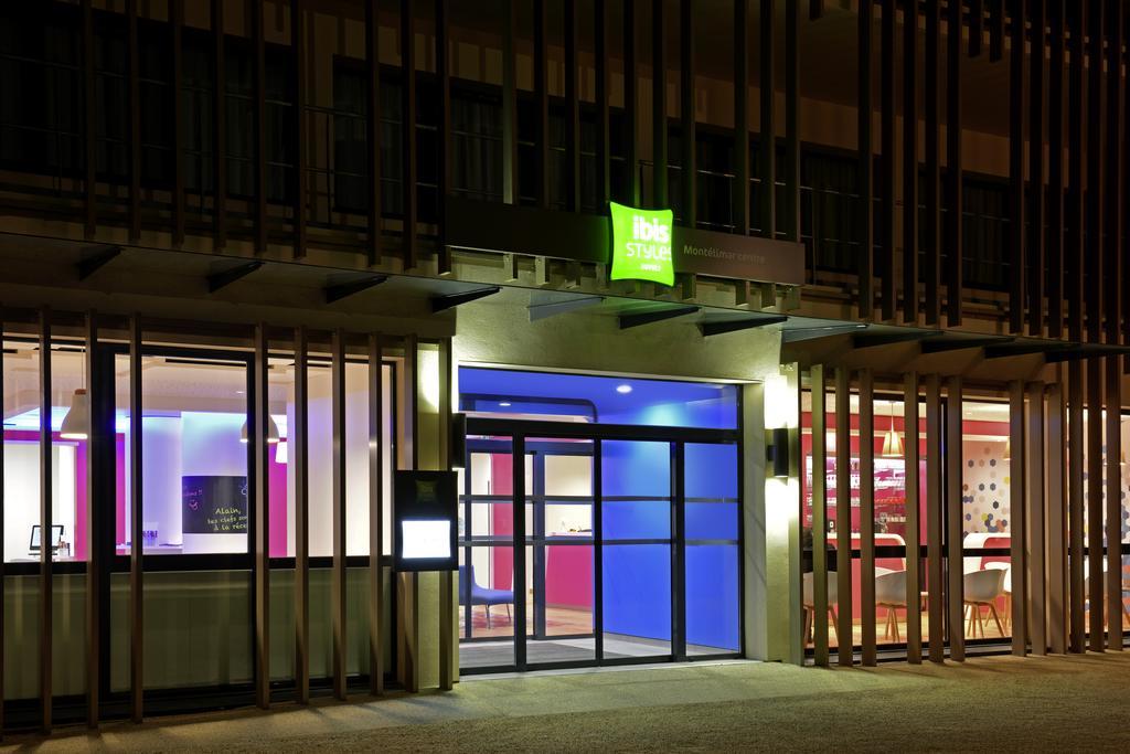 Hotel Ibis Styles Montelimar Centre Exterior foto