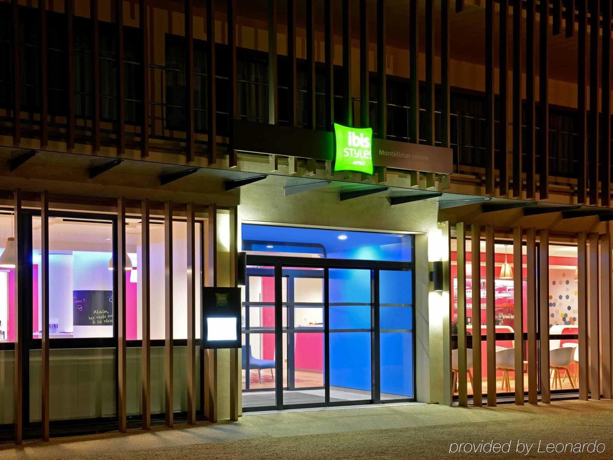 Hotel Ibis Styles Montelimar Centre Exterior foto